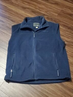Cabela's Men's Navy Fleece Vest with Zip Pockets